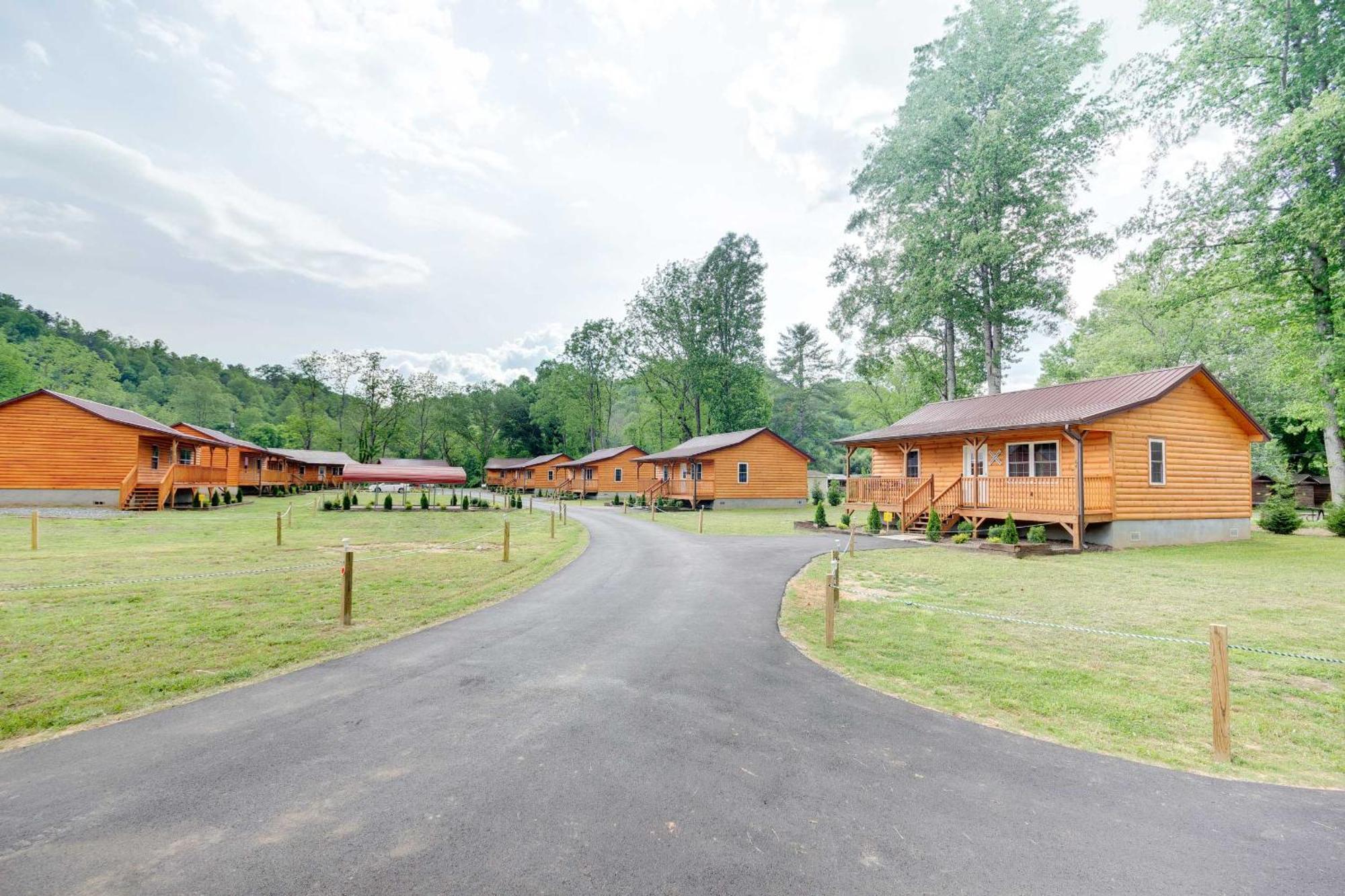 Cozy Smoky Mountain Cabin By Tuckasegee River! Bryson City Exterior foto